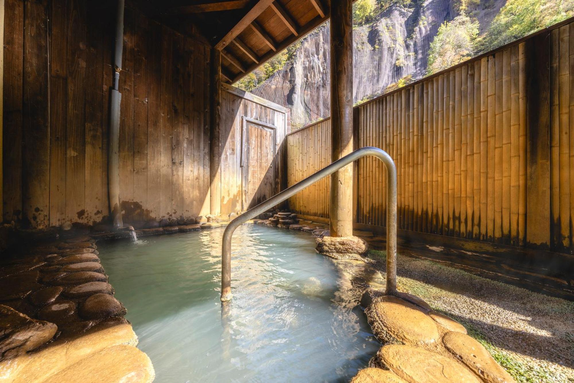 Shikishimaso Hotel Higashikawa Luaran gambar
